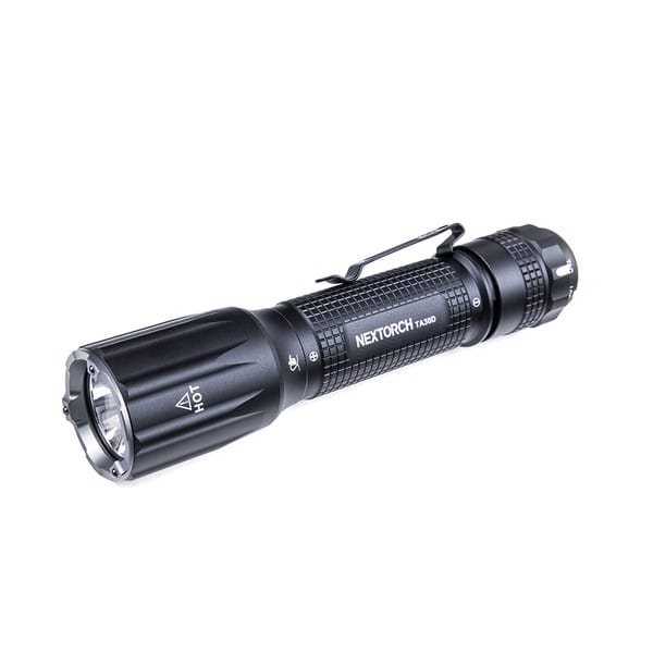 NEXTORCH TA30D LED-Taschenlampe in der Seitenansicht