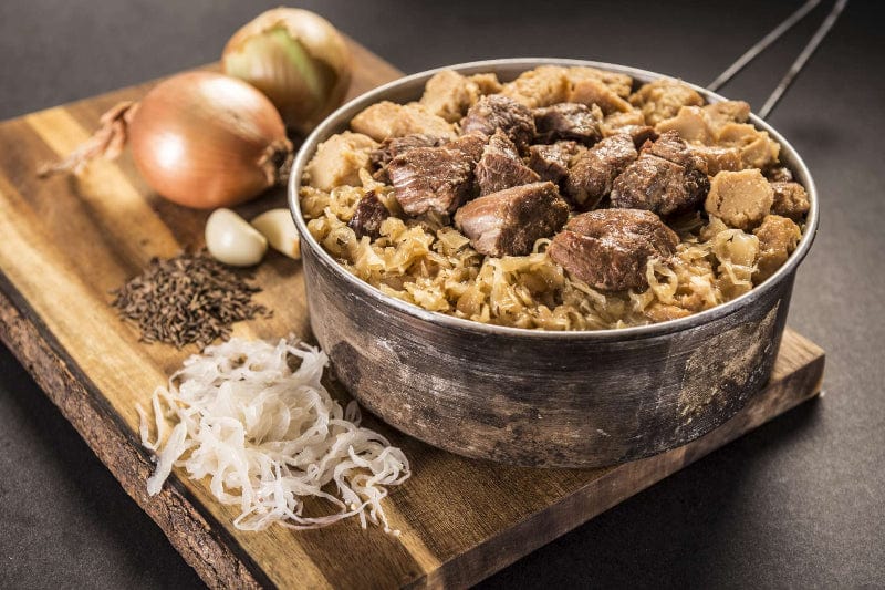 Adventure Menu - Schweinebraten mit Sauerkraut und Knödeln - OnFire Shop